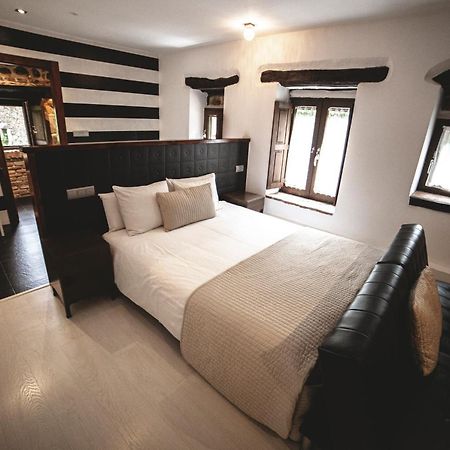 Posada La Corralada Pamanes ภายนอก รูปภาพ