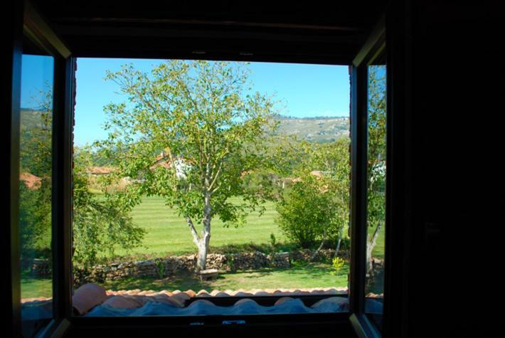 Posada La Corralada Pamanes ภายนอก รูปภาพ